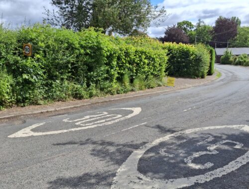 30mph signs on road in Herefordshire